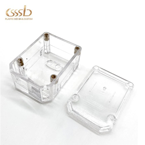 Clear injection molded part